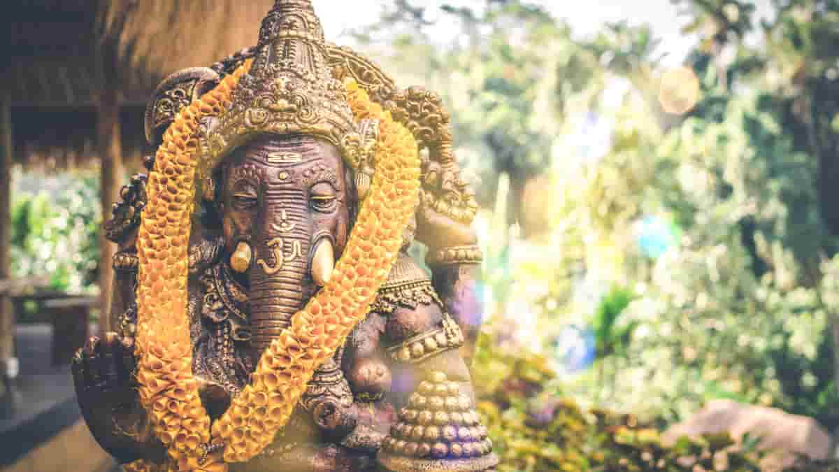 गणेश उत्सव मराठी निबंध | Ganesh Utsav, Ganesh Chaturthi Nibandh in Marathi